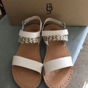 Ugg flats sandals